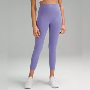 NEW: Lululemon Wunder Train High-Rise Tight 25"
